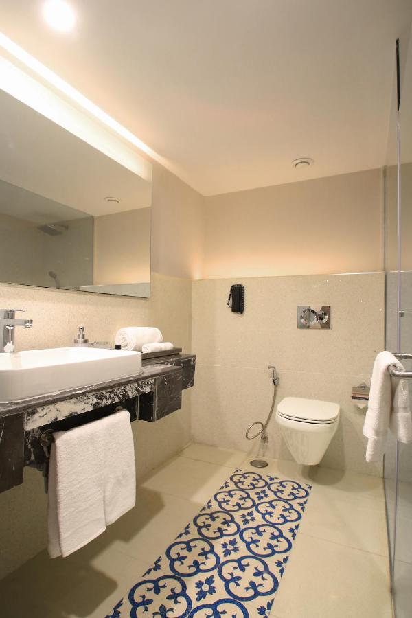สโรวร พรีเมียร์ ไชยปุระ Hotel ชัยปุระ ภายนอก รูปภาพ