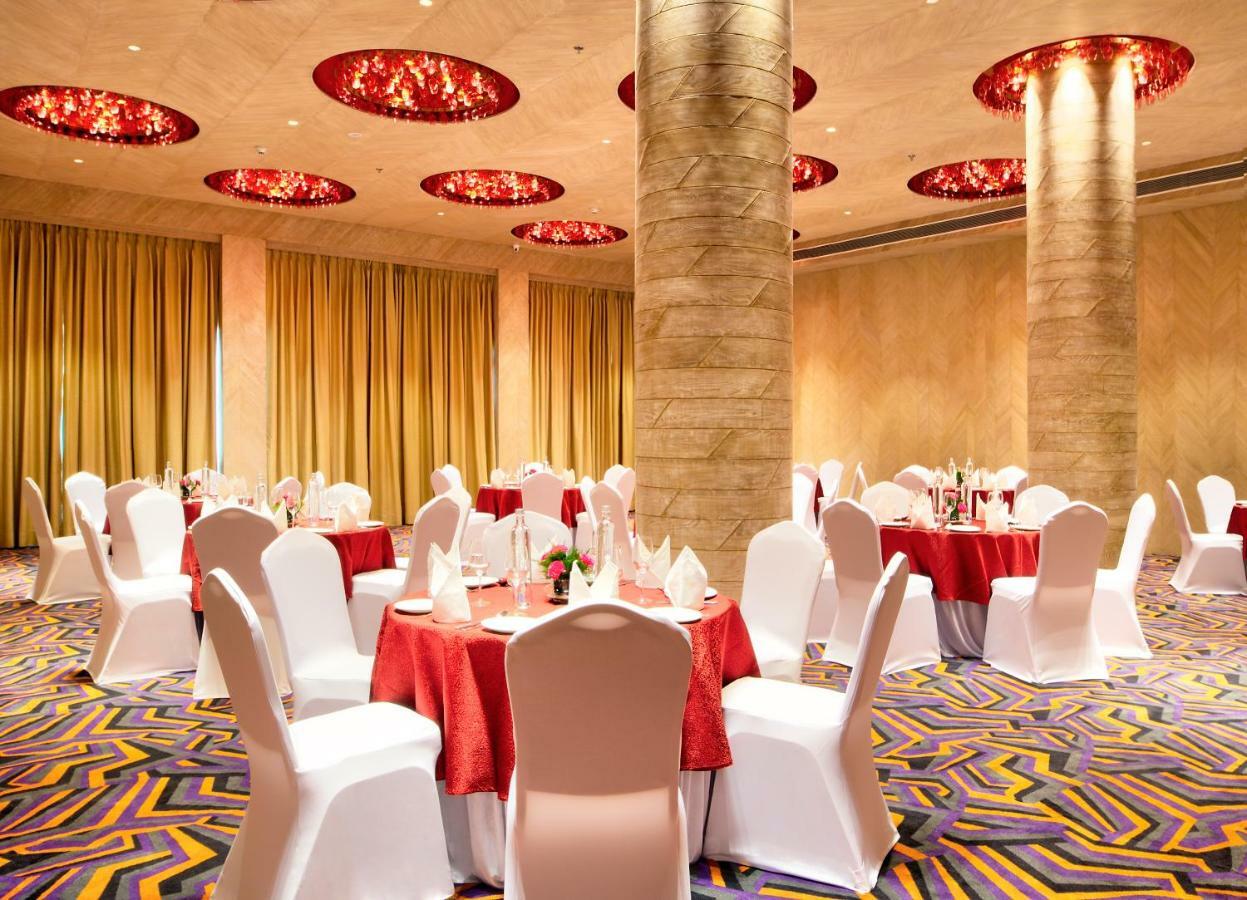 สโรวร พรีเมียร์ ไชยปุระ Hotel ชัยปุระ ภายนอก รูปภาพ